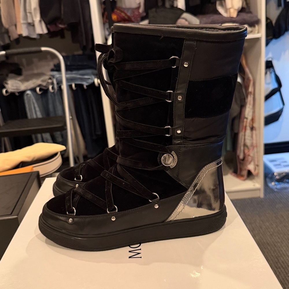 Moncler Black and Silver Winter Boots - Picture 3 of 7
